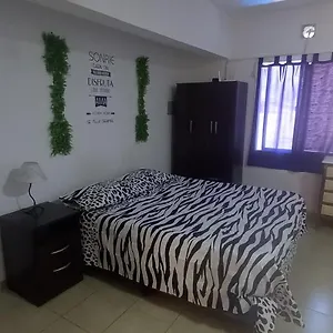 hermoso-y-comodo-apartamento.hotelsmendoza.com/