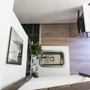Central Budget Lofts Apartman